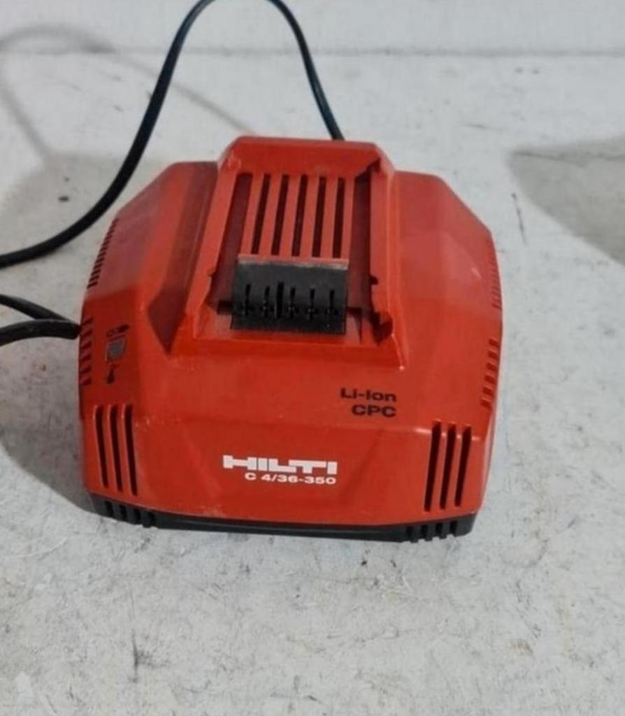 Snel Oplader Hilti Li-ion-accu’s 14, 22, 36 volt Batterijen, Doe-het-zelf en Bouw, Ophalen, Zo goed als nieuw