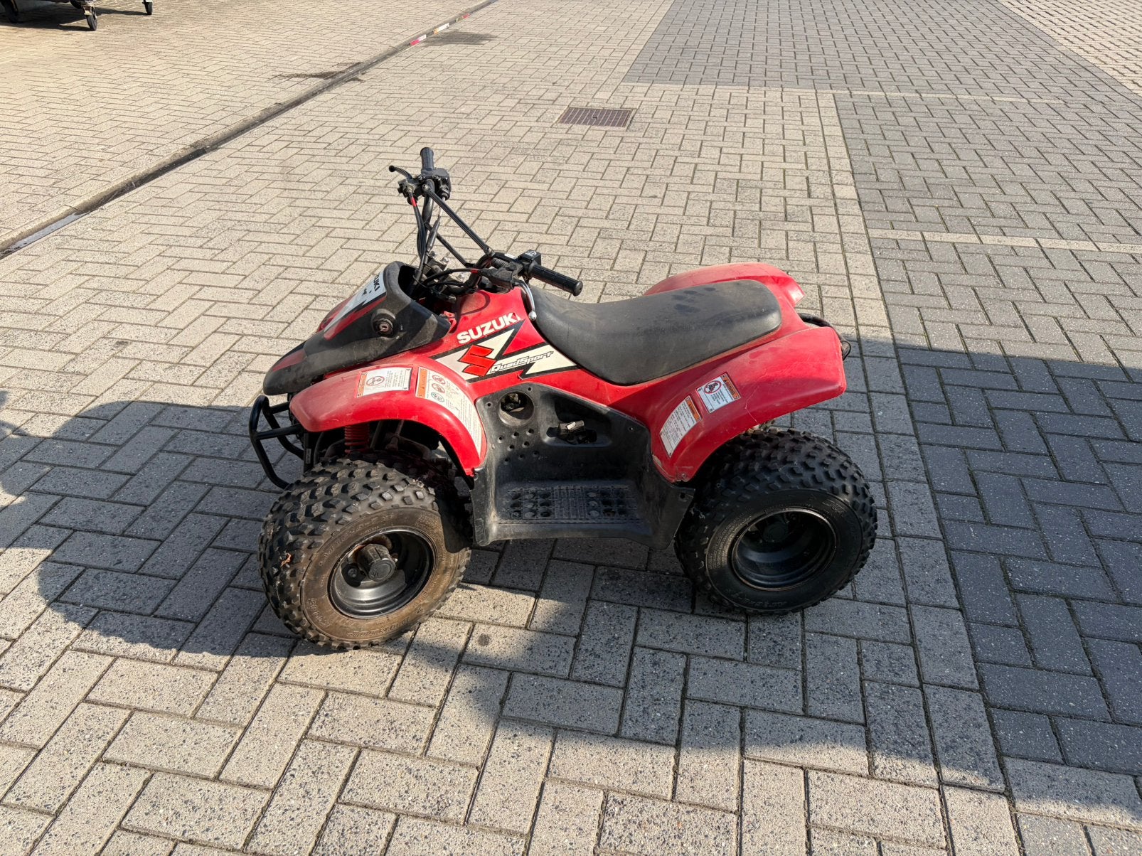 Suzuki LT-A50 assez rare ! Il est immobile depuis 2 ans., Enlèvement, Utilisé, Suzuki, 50 cm³