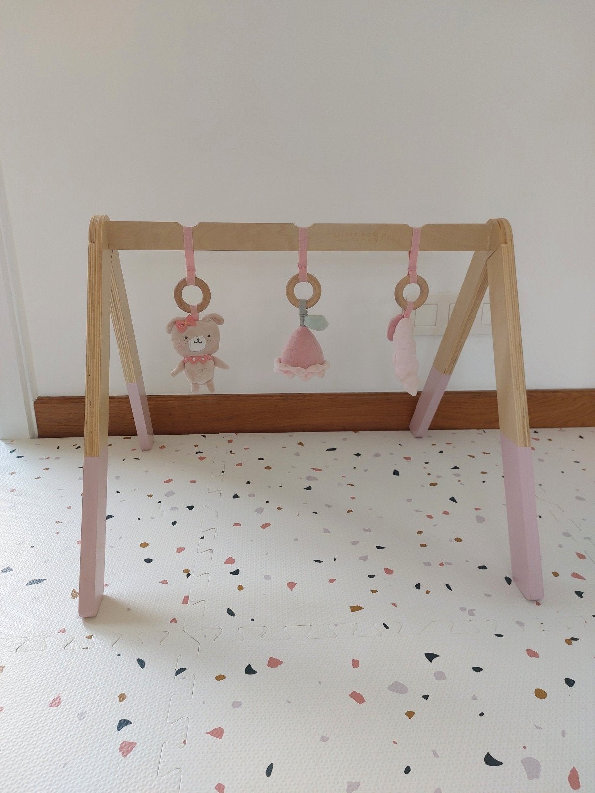 Little dutch baby gym roze pink adventure thema, Enlèvement