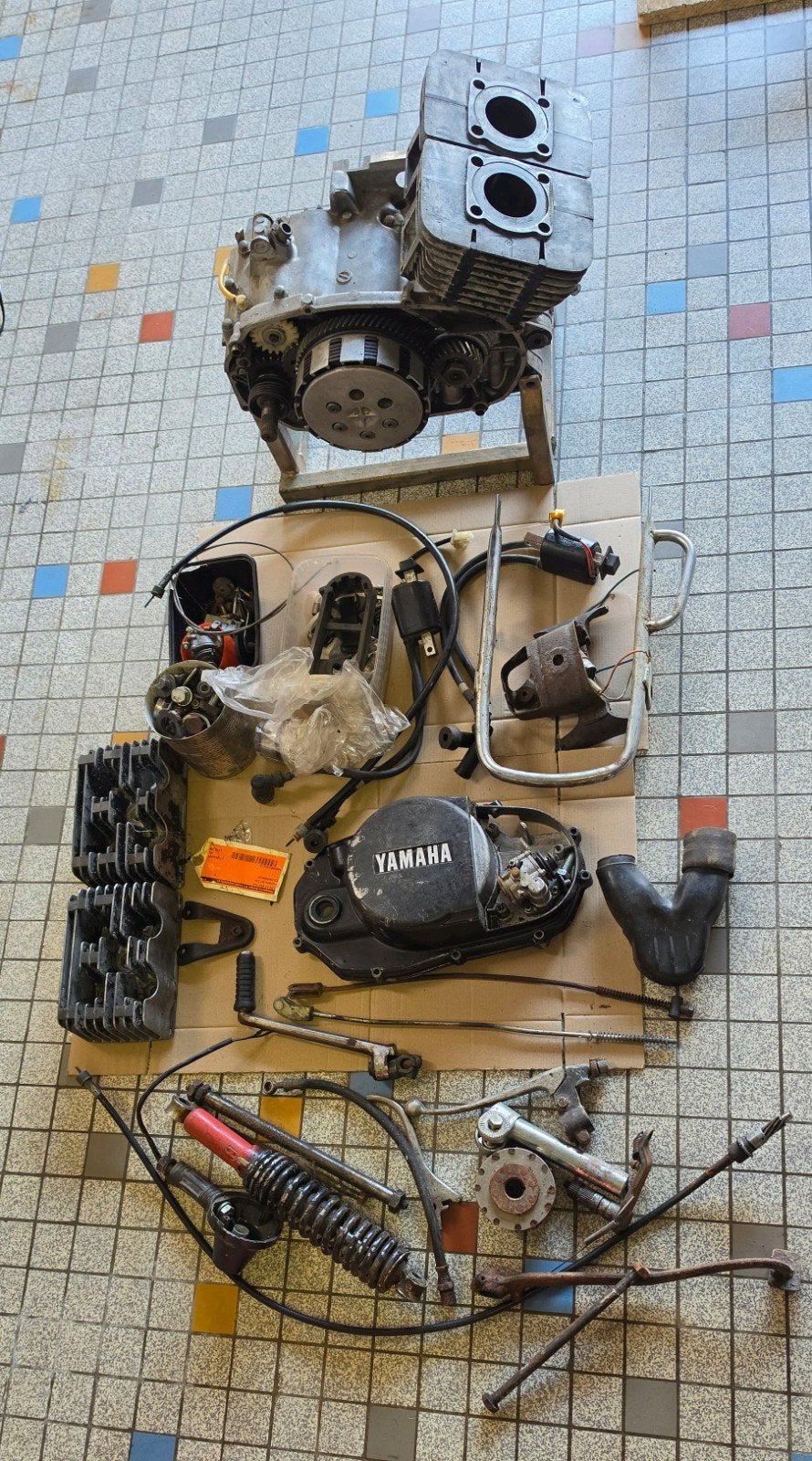 yamaha rd benzine tank  te koop en 2 x moterblok, Motos, Enlèvement