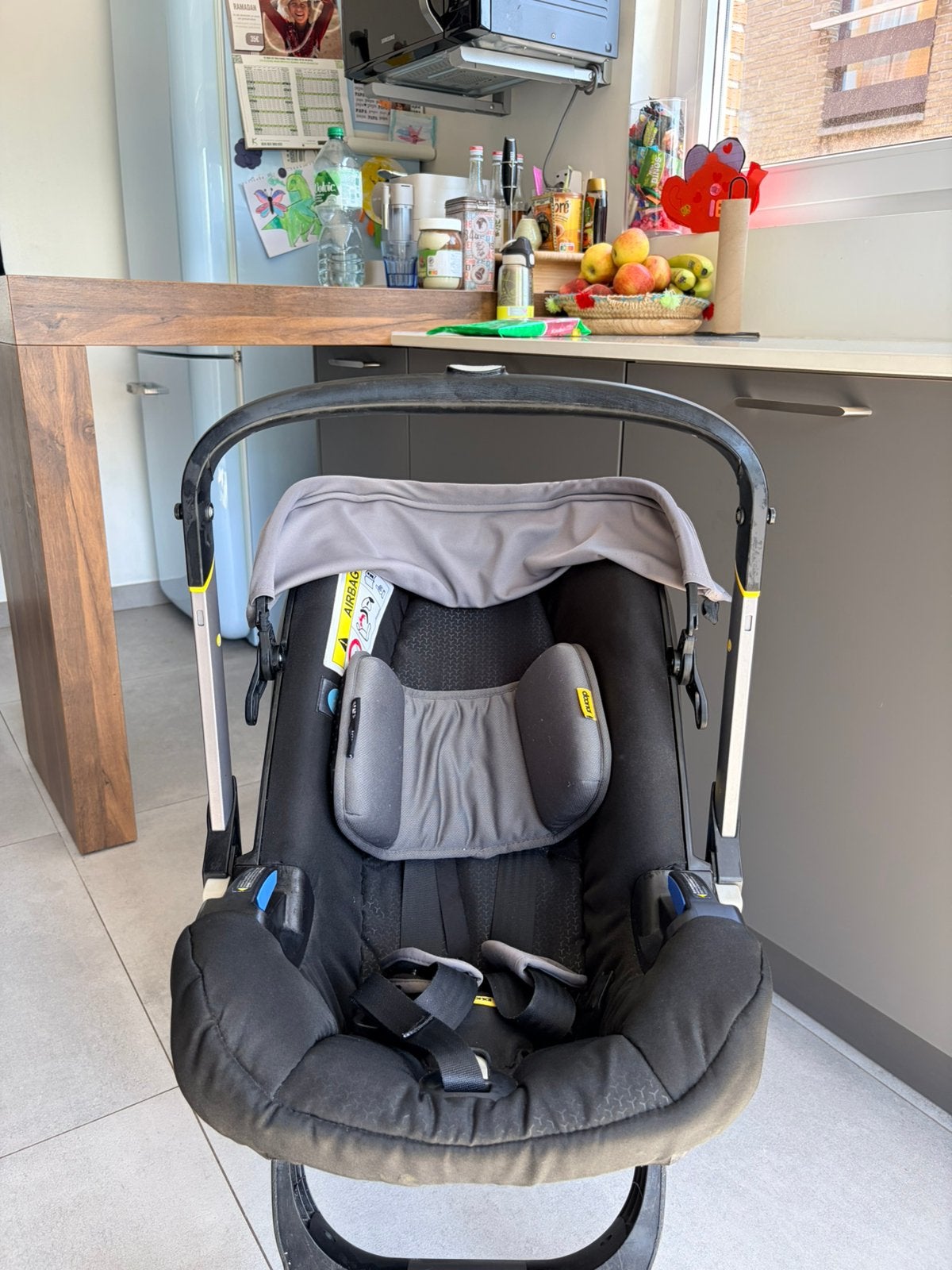 Doona+ inklapbare maxi cosi, Kinderen en Baby's, Ophalen, Zo goed als nieuw