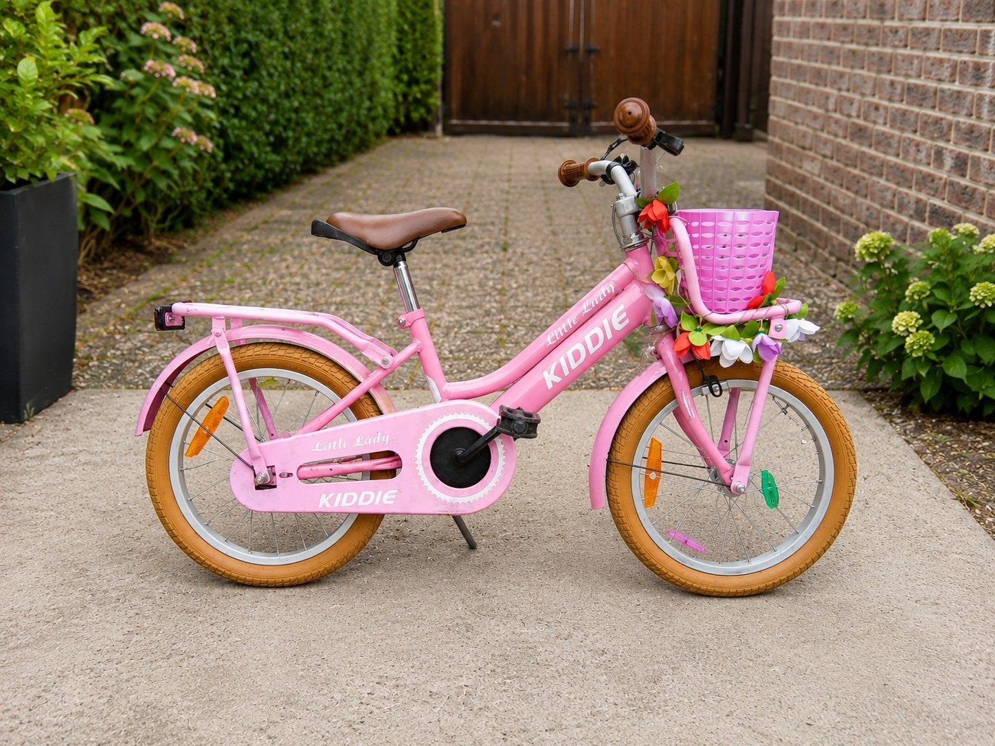 Mooie Kiddie Little  meisjes fiets 16 inch, Fietsen en Brommers, Fietsen | Meisjes, Ophalen, Zo goed als nieuw, 16 inch