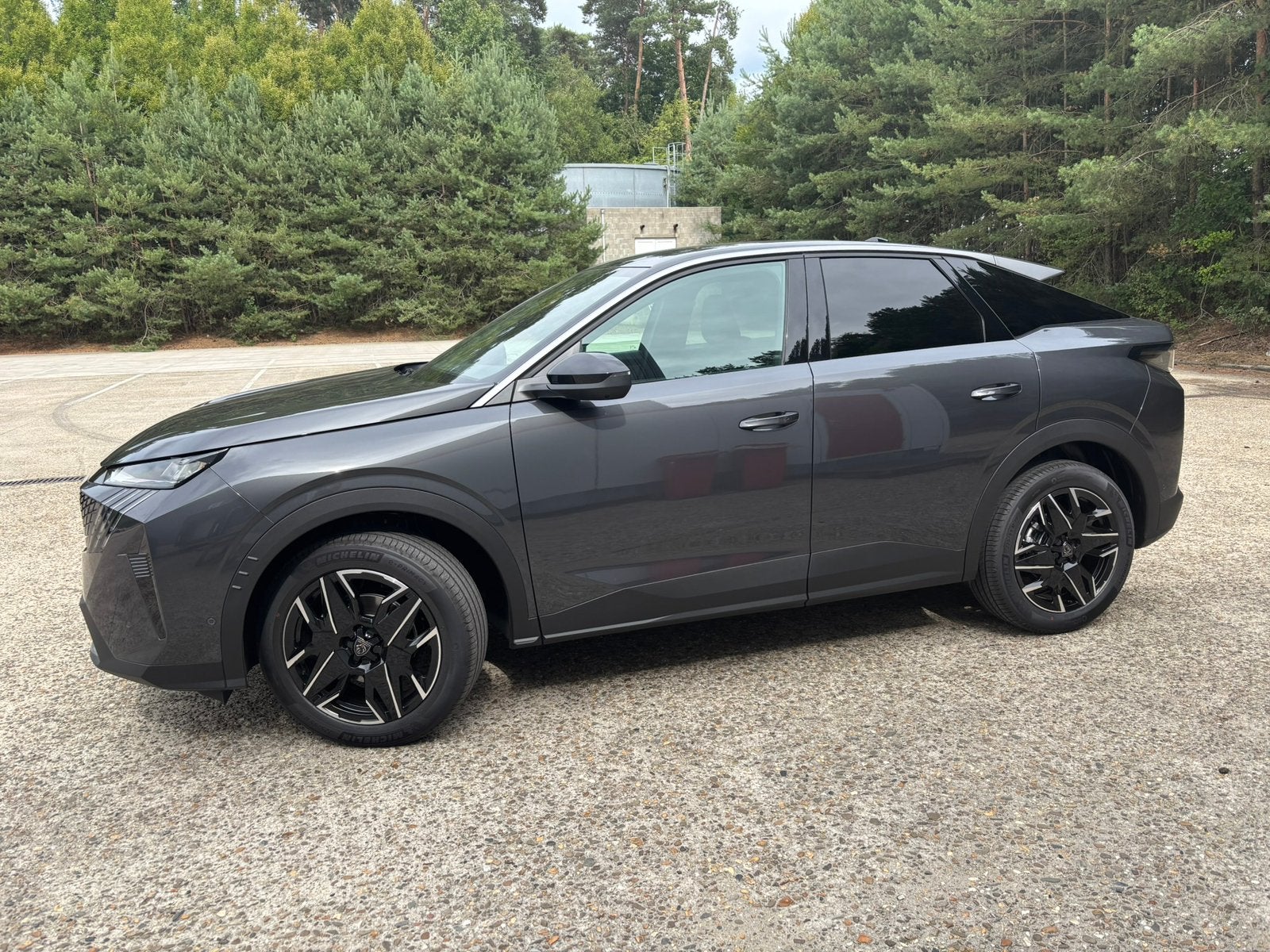 Peugeot 3008 allure Hybride (geen plug in) zo goed als nieuw, Auto's, Automaat, Stof, Grijs, Startonderbreker