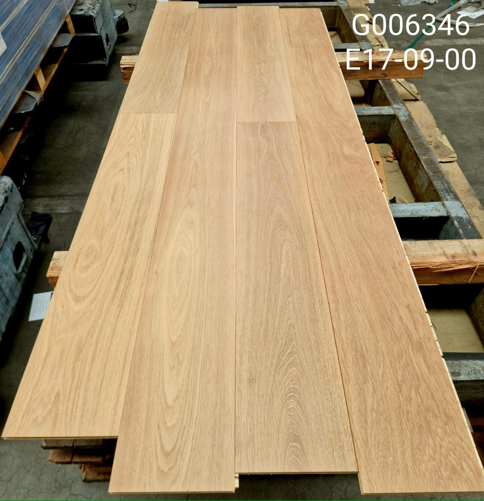 Plancher en planches multicouches Balance La Legno, traité, Maison & Meubles, Enlèvement, Neuf, Parquet