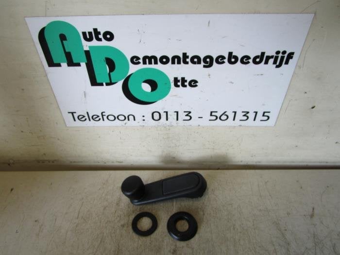 Manivelle de vitre d'un Peugeot 307, -, 3 mois de garantie, Utilisé, -