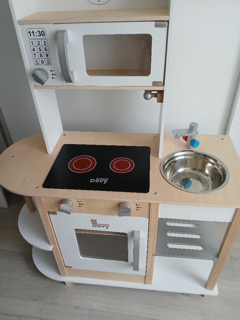 Speelkeukentje Dovy, Kinderen en Baby's, Speelgoed | Speelkeukens, Ophalen, Zo goed als nieuw, Hout, Speelkeuken