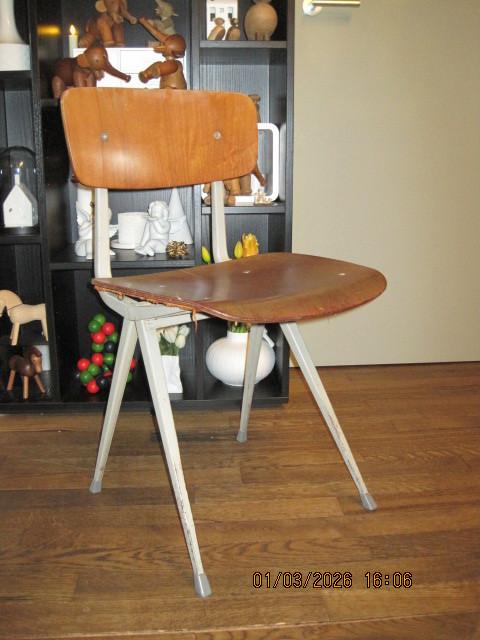 friso kramer result stoel cirkel 1969 gebruikte staat (378), Huis en Inrichting, Ophalen, Bruin, Eén, Hout