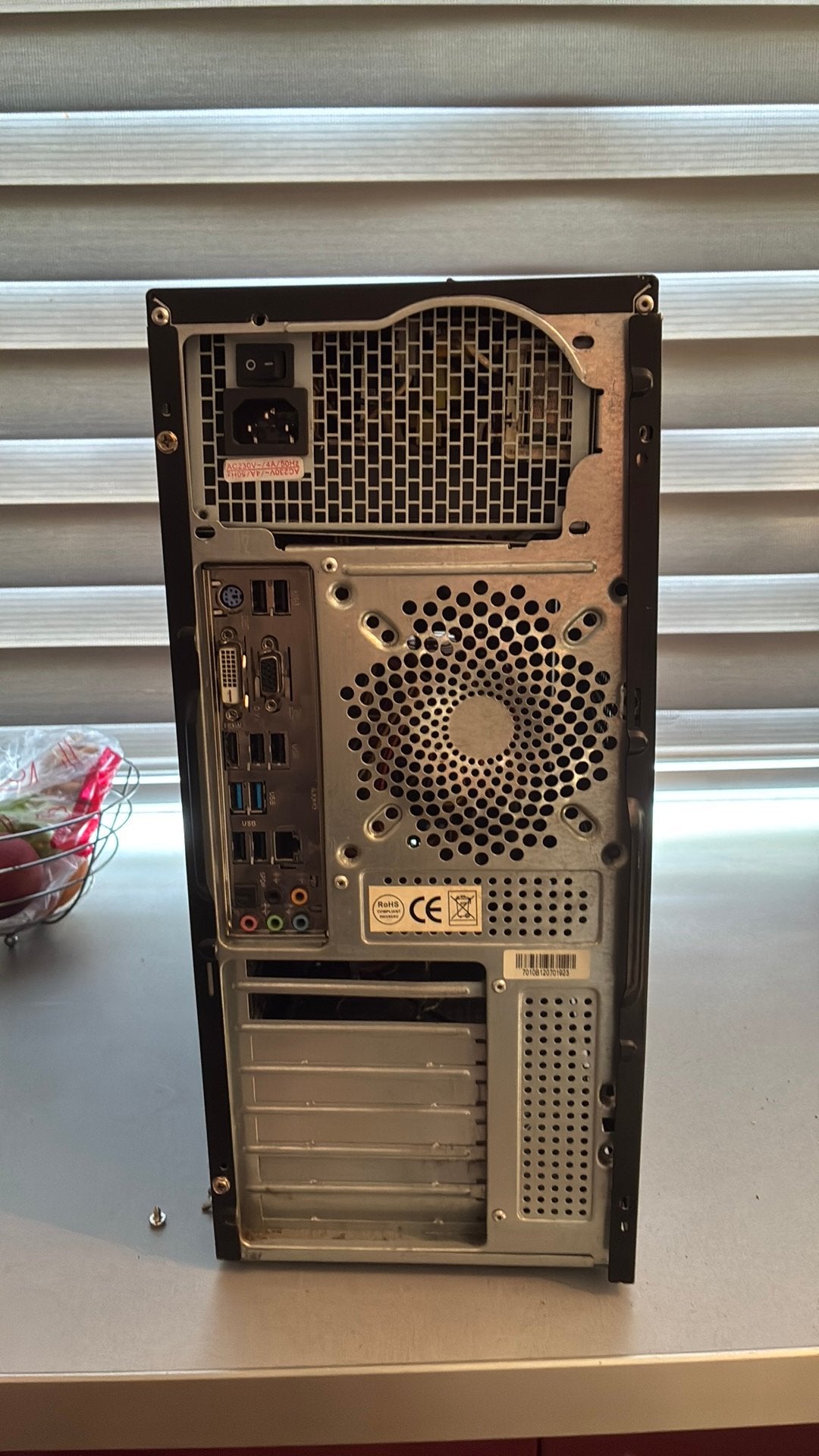 Pc pour pièces ou pour la tour, Informatique & Logiciels, Enlèvement, Comme neuf