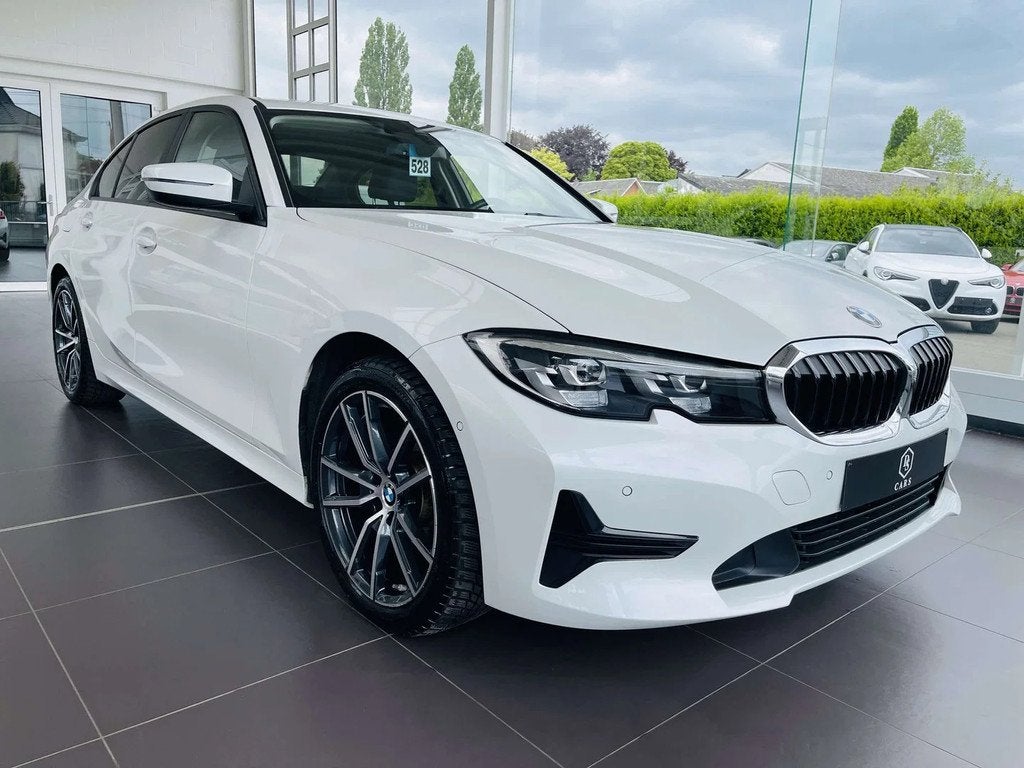 BMW 3 Serie 318 iA * GARANTIE + COCKPIT + LED + GPS + CUIR *, Cuir, Achat, https://public.car-pass.be/vhr/f000d5cd-2d7f-4800-90de-22e9f558f47c