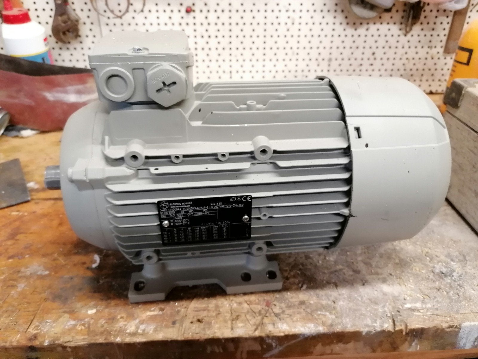 moteur électrique triphasé, Enlèvement, Moteur électrique