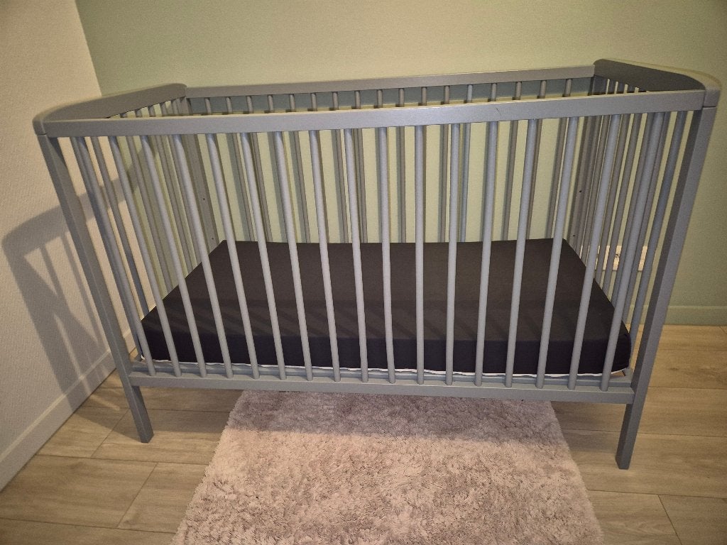 Babybed + matras + lakens, Ophalen, Gebruikt, Minder dan 140 cm, Minder dan 70 cm