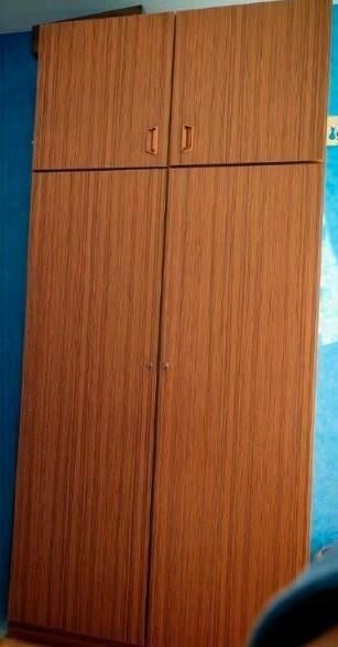 grande garde robe (penderie), 25 à 50 cm, Avec tablette(s), Enlèvement, Utilisé