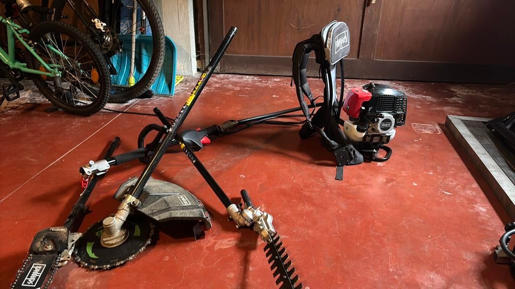 débroussailleuse multifonction sac á dos 3 en 1, Jardin & Terrasse, Enlèvement, Utilisé