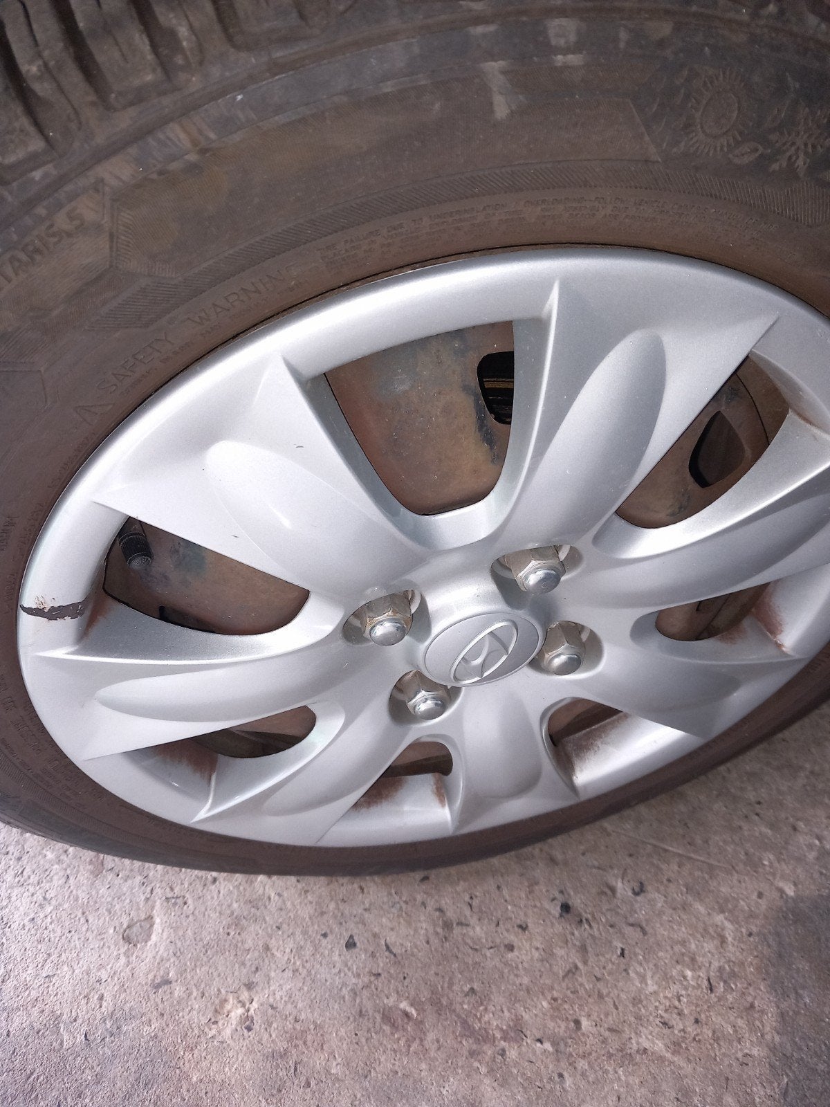 JANTE EN TOLE HYUNDAI GETZ 14 POUCE, Autos : Pièces & Accessoires, Enlèvement, Révisé, 14 pouces, Jante(s)
