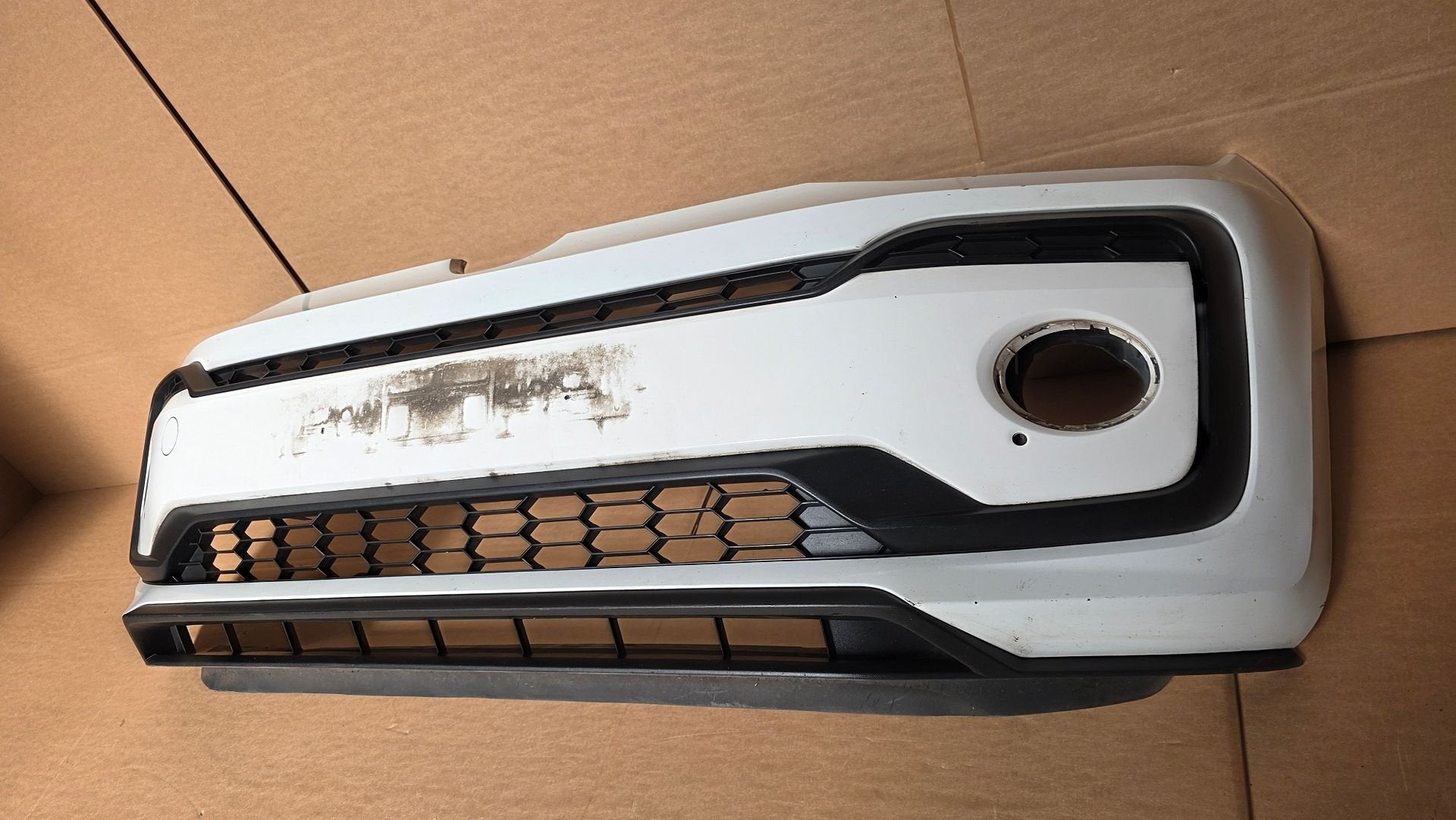 Voorbumper VW UP Facelift GTI 1.0 TSI BUMPER 1S0807221H, Autos : Pièces & Accessoires, -, Origine de la pièce connue, Utilisé