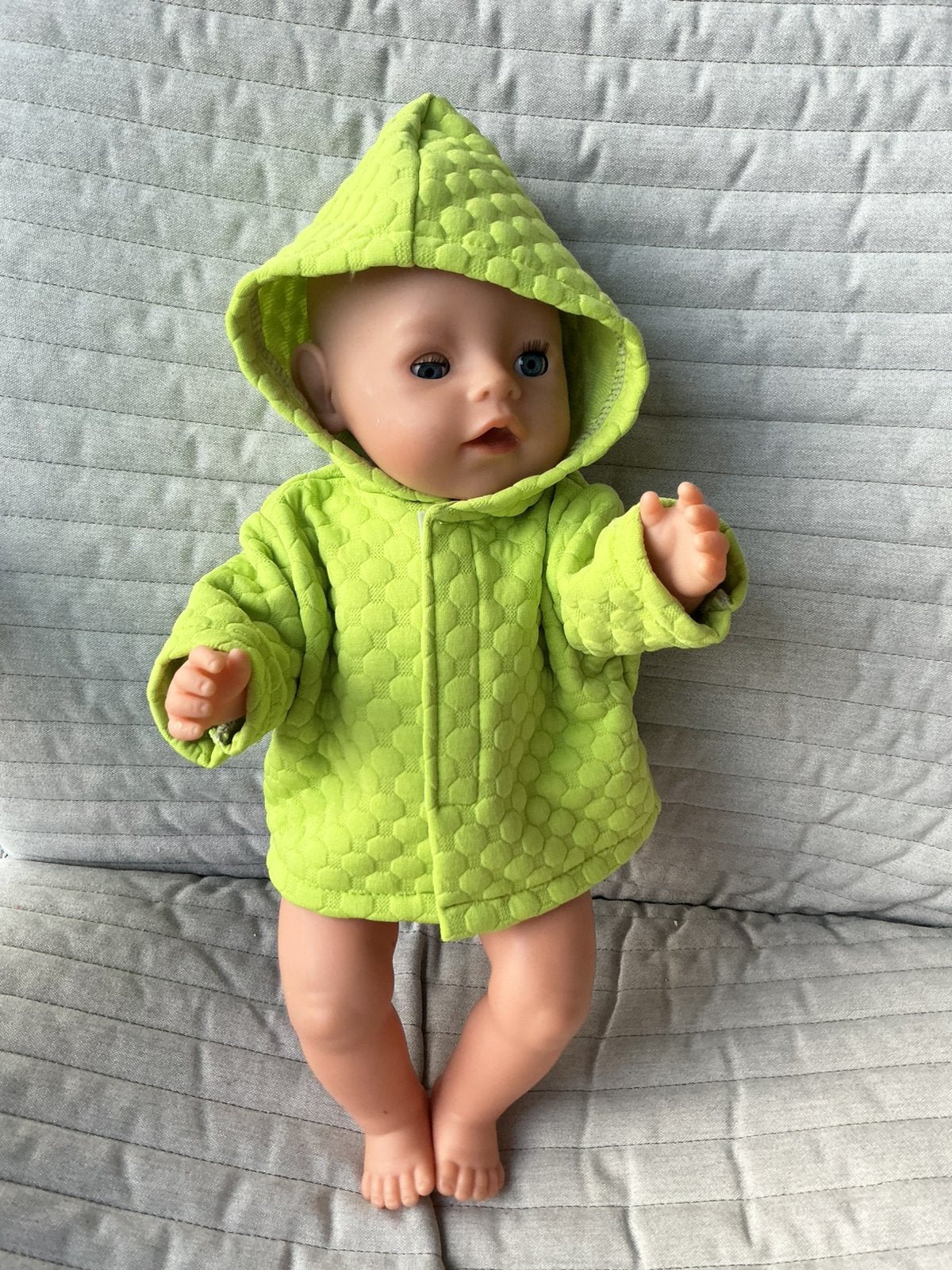 143. Babyborn: Nieuw groen jasje, Ophalen of Verzenden, Nieuw, Babypop