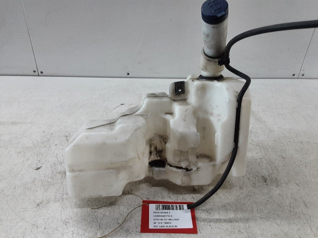 LAVE-GLACE RESERVOIR AVANT Peugeot Boxer (U9), Kontakt-peugeot@peugeot.com, Utilisé, Peugeot Deutschland GmbH, Bahnhofsplatz
65423  Rüsselsheim, DE