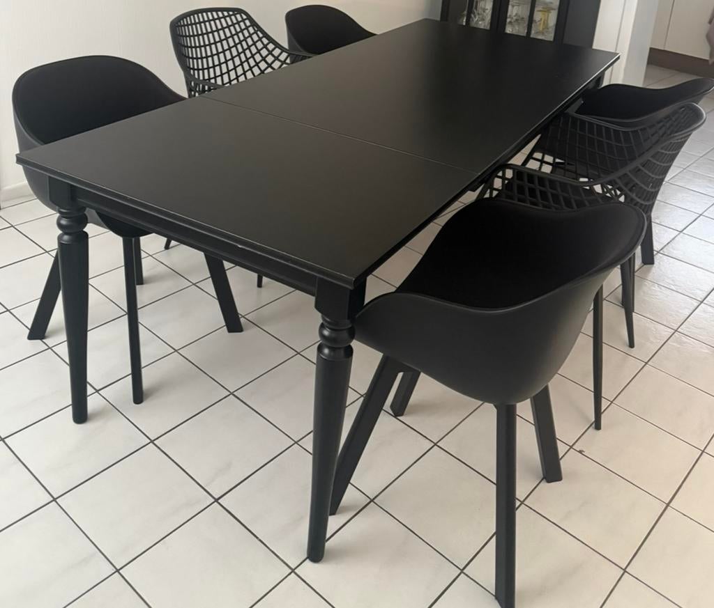 Zwarte uitschuifbare tafel, Enlèvement, Comme neuf