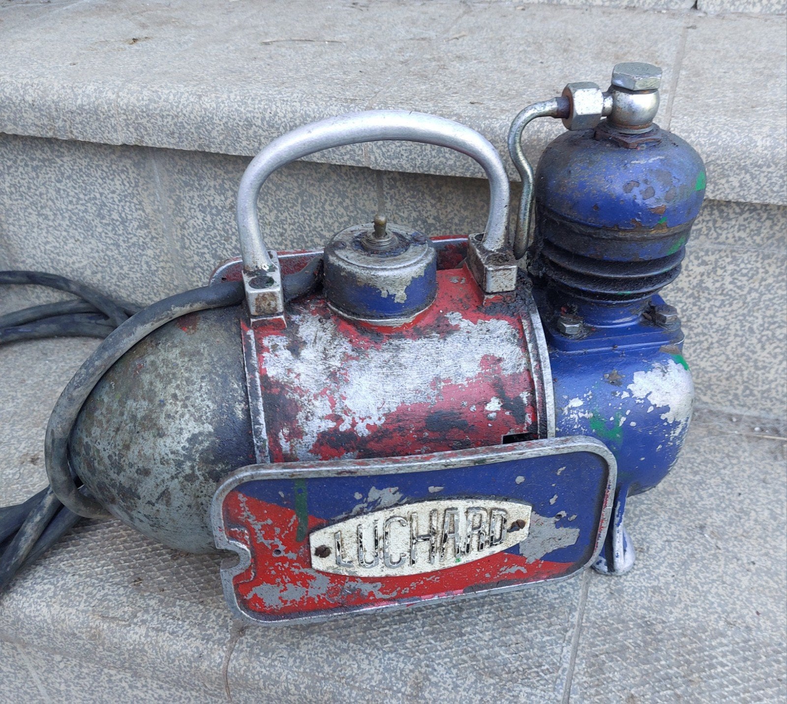 Vintage compresseur Luchard, Autos : Divers, Enlèvement ou Envoi, Utilisé
