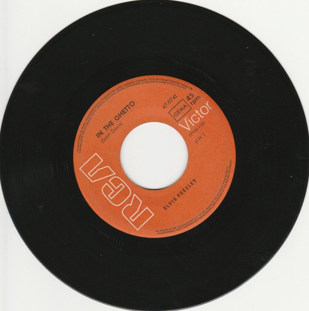 45T (7") vinyl single : 'In the ghetto'  van Elvis Presley., Cd's en Dvd's, Ophalen of Verzenden, Gebruikt, 7 inch