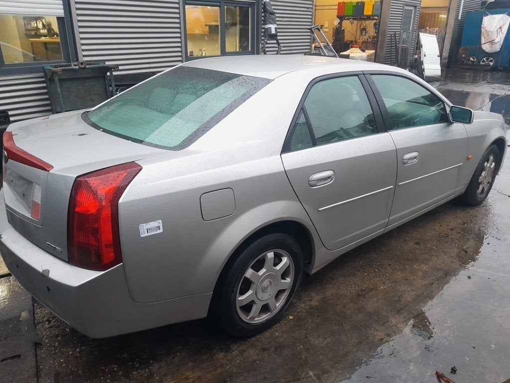 PORTE DROITE ARRIÈRE Cadillac CTS I (01-2002/09-2007), Utilisé, Arrière, Cadillac, Porte