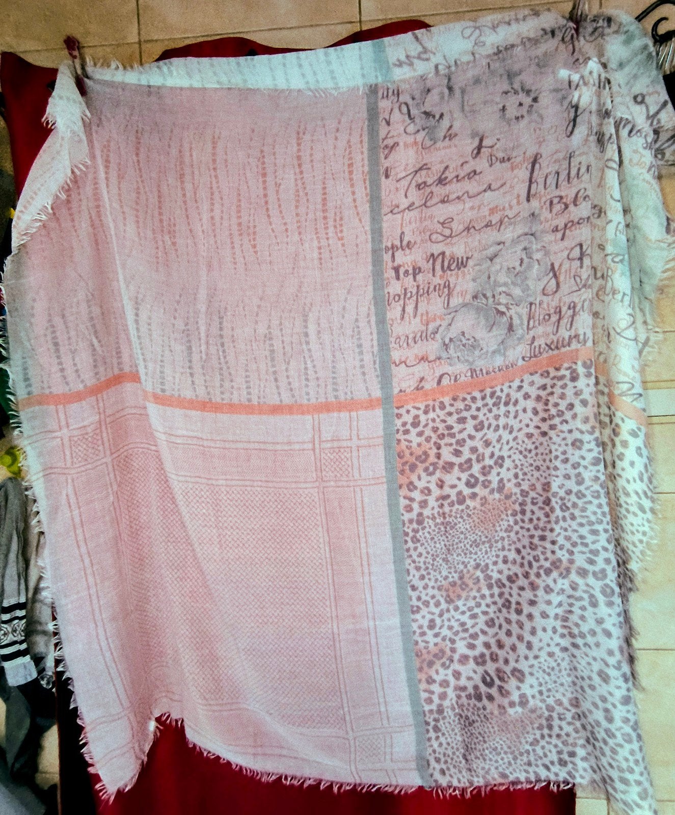 Grote sjaal., Kleding | Dames, Ophalen of Verzenden, Nieuw, Sjaal