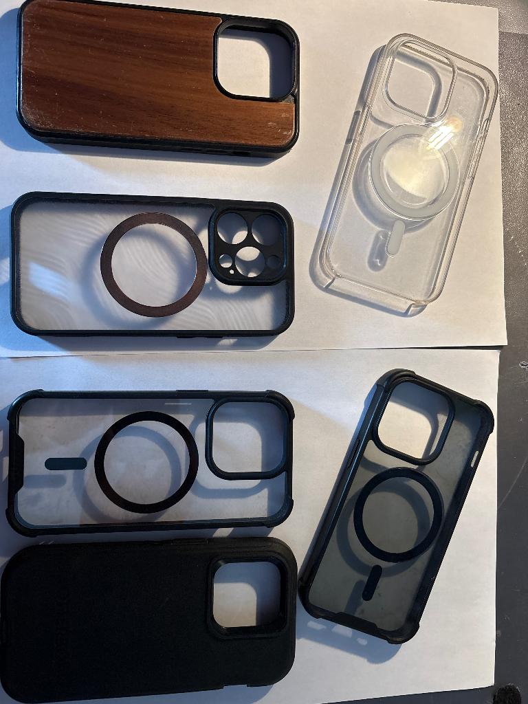 iPhone 14 Pro hoesjes, Ophalen of Verzenden, Zo goed als nieuw, IPhone 14 Pro, Hoesje of Tasje