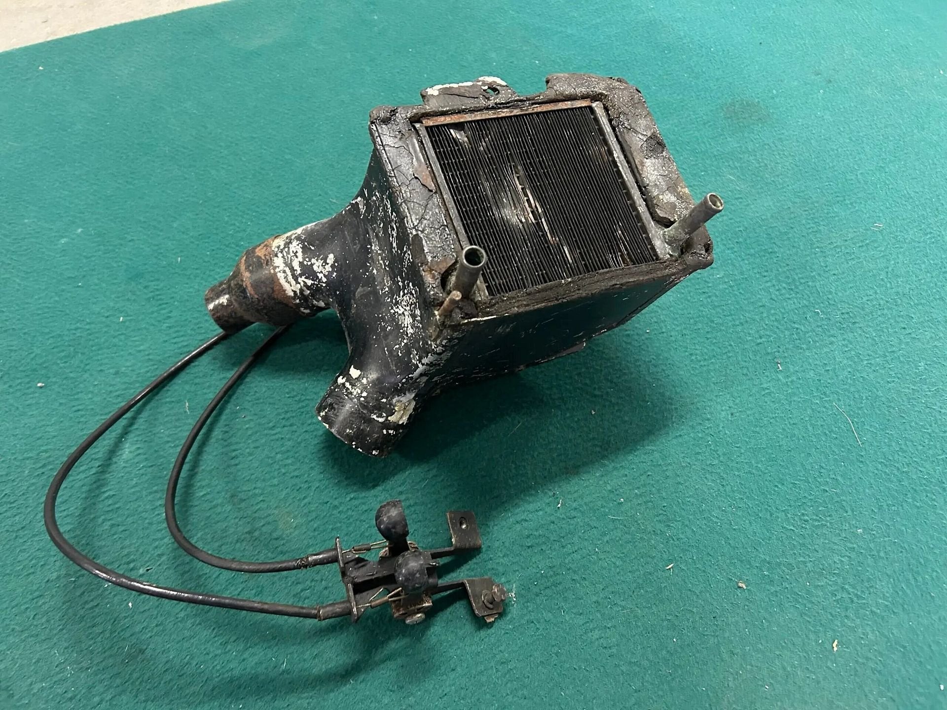 Lancia Flaminia Coupe kachelradiateur met bediening, -, Utilisé, -, Lancia