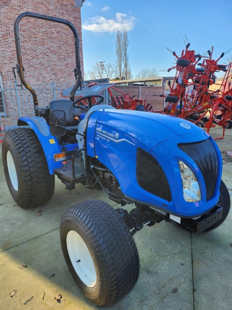 NEW HOLLAND COMPACT TRACTOREN BOOMER, Enlèvement, Neuf, New Holland