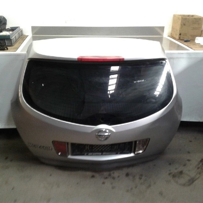 HAYON ARRIÈRE / MALLE Nissan Murano (Z51) (01-2003/09-2014), Dhr. M. Roggen, Haillon arrière, Stadsweg 37 37
9917 PV  WIRDUM GR., NL