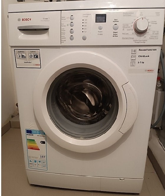 BOSCH-Lave linge 7 KG, Trés bon état, Electroménager, 1200 à 1600 tours, 85 à 90 cm, Chargeur frontal, Enlèvement