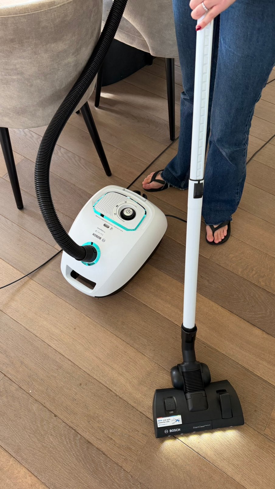 Bosch stofzuiger met zak, Elektronische apparatuur, Stofzuigers, Ophalen, Zo goed als nieuw, Stofzak, Bosch