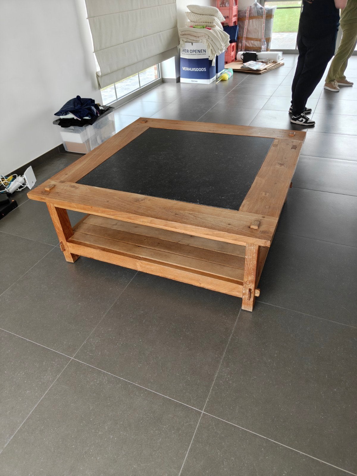 Table basse avec plateau en marbre, Enlèvement