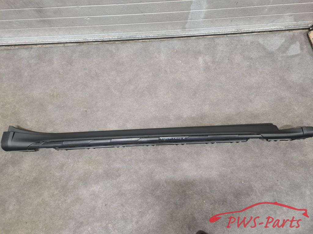 PORSCHE TAYCAN CROSS RECHTS SIDESKIRT DORPELLIJST ORIGINEEL, Gebruikt, -, -, Porsche
