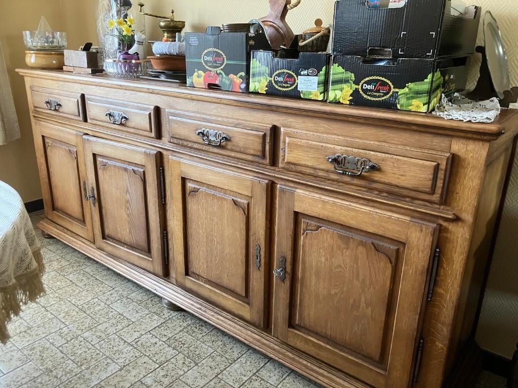 Grand dressoir 4 portes en chêne clair, Enlèvement, Utilisé, Chêne, Avec tiroir(s)