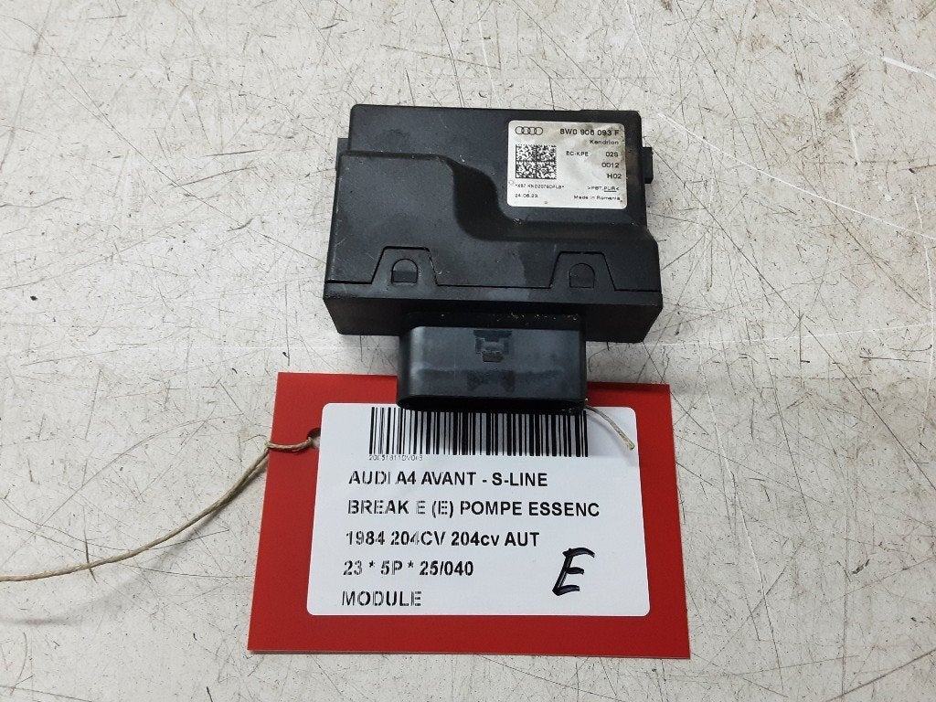UNITE ELECTRONIQUE Audi A4 Avant (B9) (8W0906093F), Mevr. I. Hauben, Audi, Utilisé, Rue de l'Espoir 34 34
4030  GRIVEGNÉE, BE