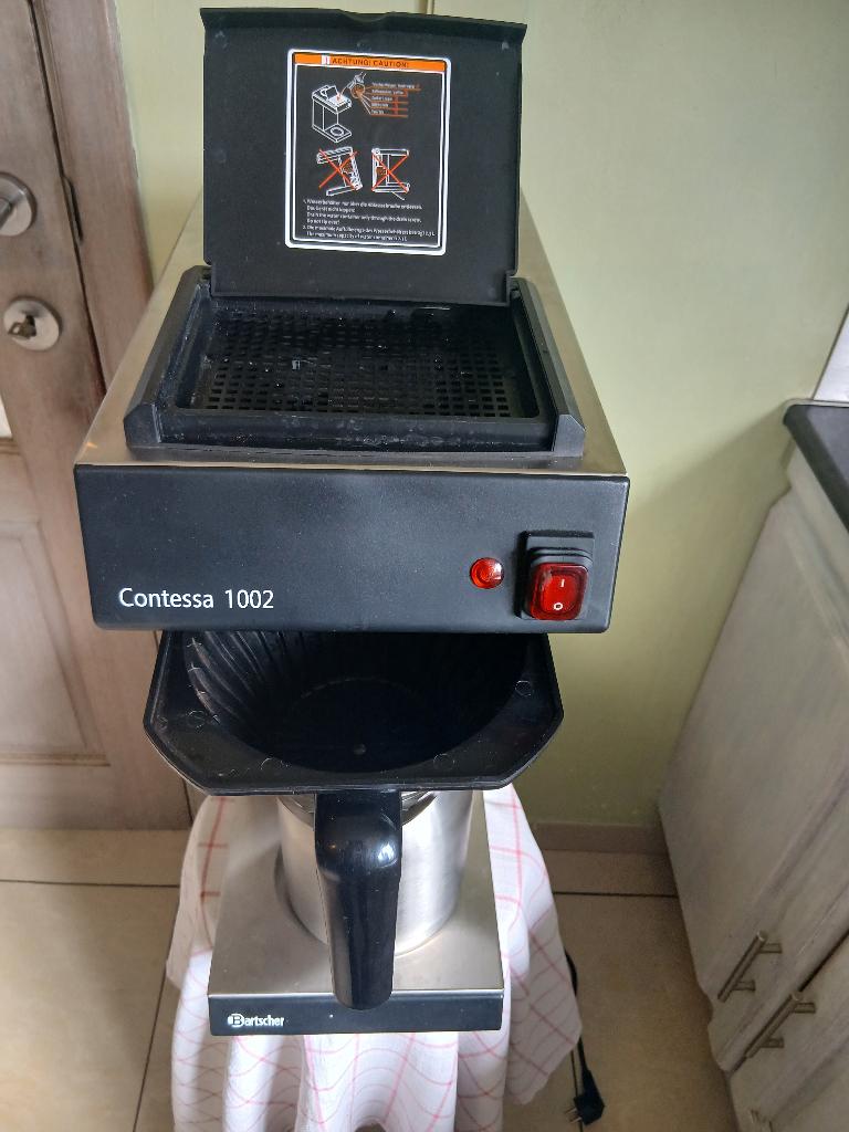Machine à café, Electroménager, Café moulu, Autres modèles, Enlèvement, Utilisé