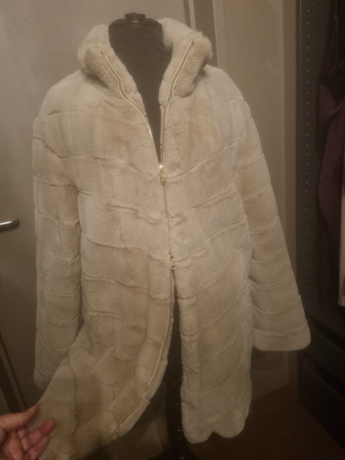 creme kleurige winterjas, Overige kleuren, Maat 46/48 (XL) of groter, Ophalen of Verzenden, Petite M.