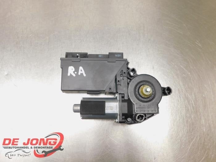 Moteur de vitre portière d'un Audi A8, Autos : Pièces & Accessoires, -, 3 mois de garantie, Audi, Utilisé