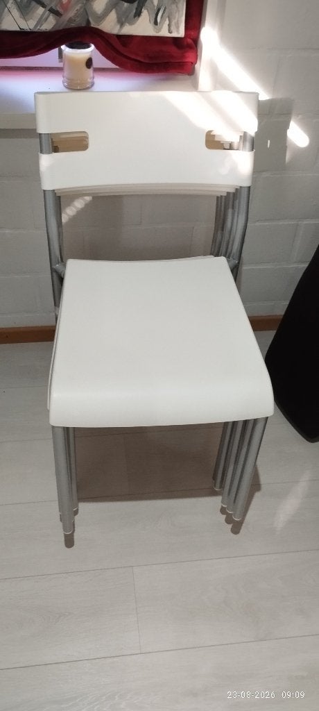 Keuken stapel stoelen, Ophalen, Kunststof, Wit, Zo goed als nieuw