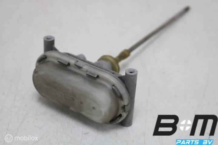 Centrale deurvergendelingsmotor VW Golf 3 1H0862160A, Auto-onderdelen, Elektronica en Kabels, Gebruikt