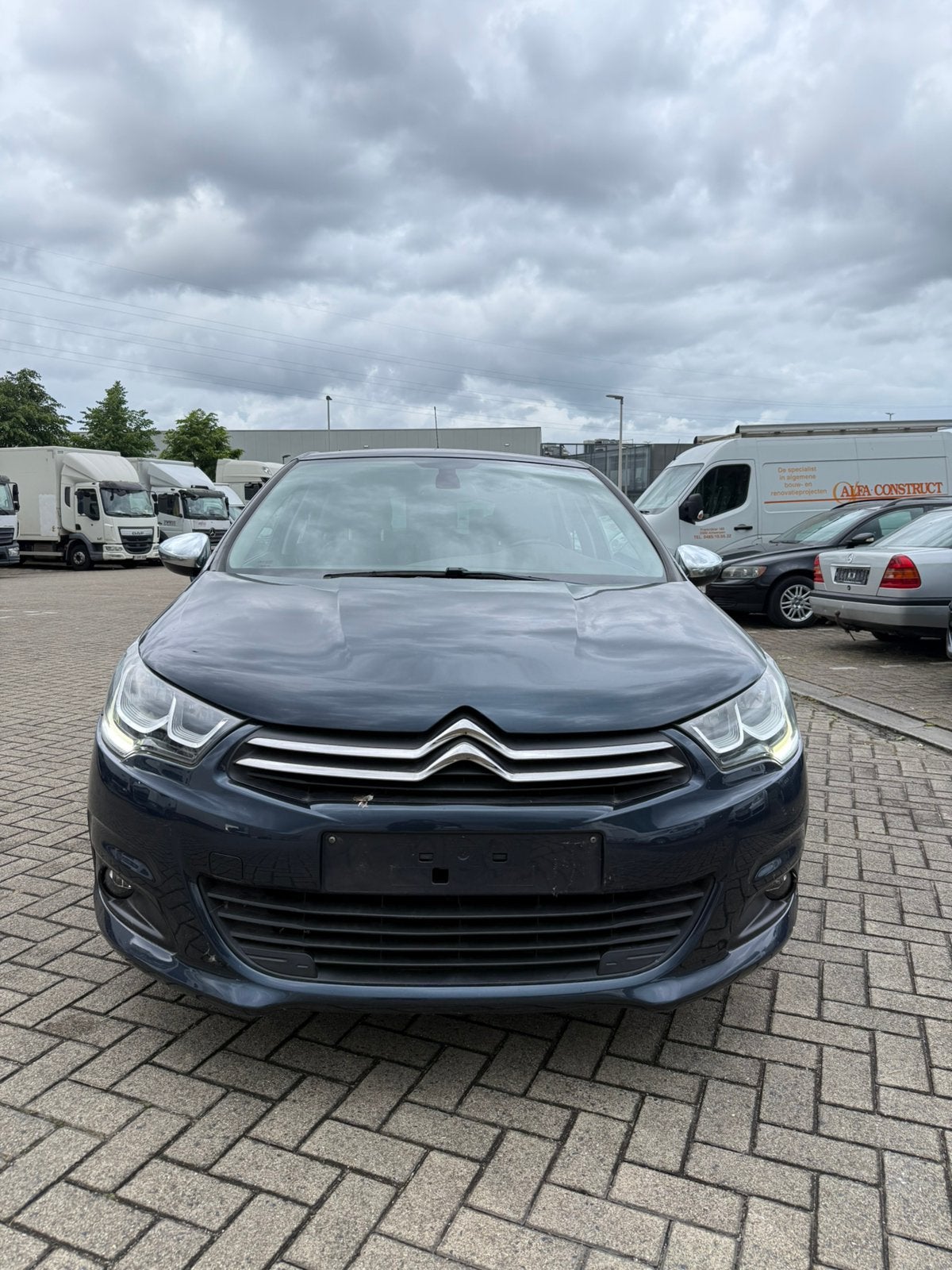 Citroen C4 1.2 benzine / 96KW / Airco / Bluetooth, Auto's, Citroën, Bluetooth, Euro 5, Stof, Overige kleuren