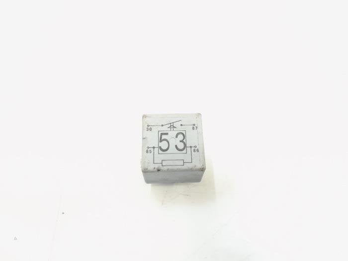 Relais van een Volkswagen Golf, Gebruikt, -, Volkswagen, -