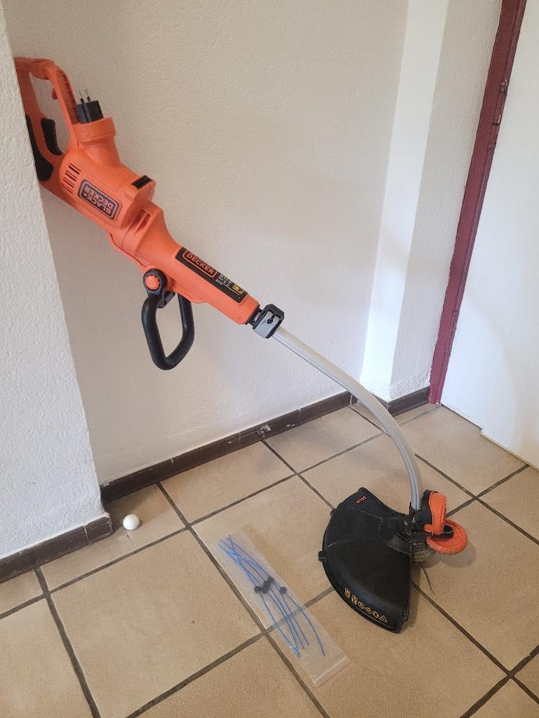 coupe-bordures black and decker, Électrique, Comme neuf, Enlèvement, Black & Decker