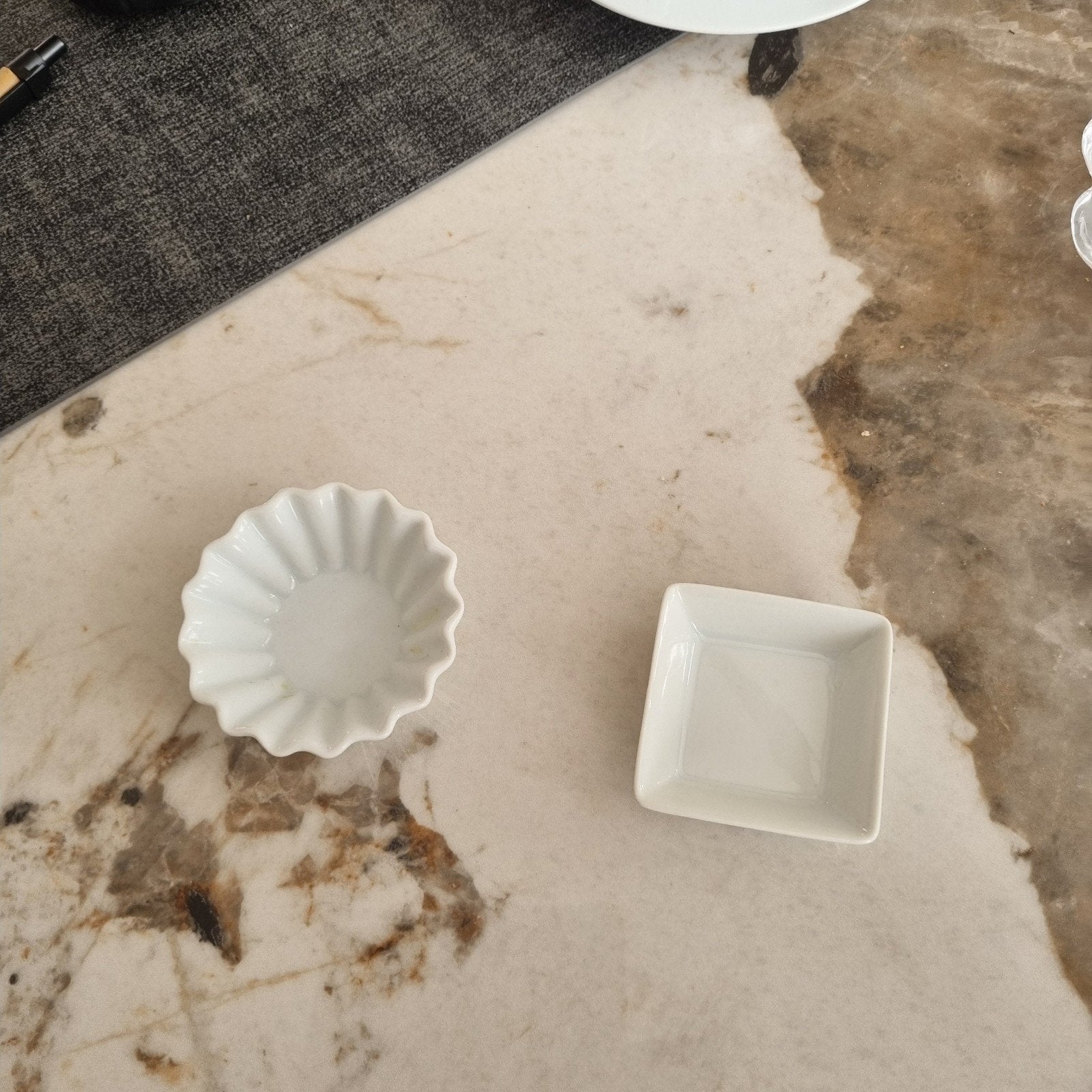 Volledig servies 12 personen borden en aperitiefschoteltjes,, Ophalen, Bord(en)