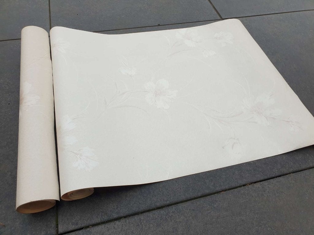 Vintage floral behangpapier 2 onvolledige rollen structuur, Huis en Inrichting, Stoffering | Behang, Ophalen, Wit, Structuur, Jaren 90
