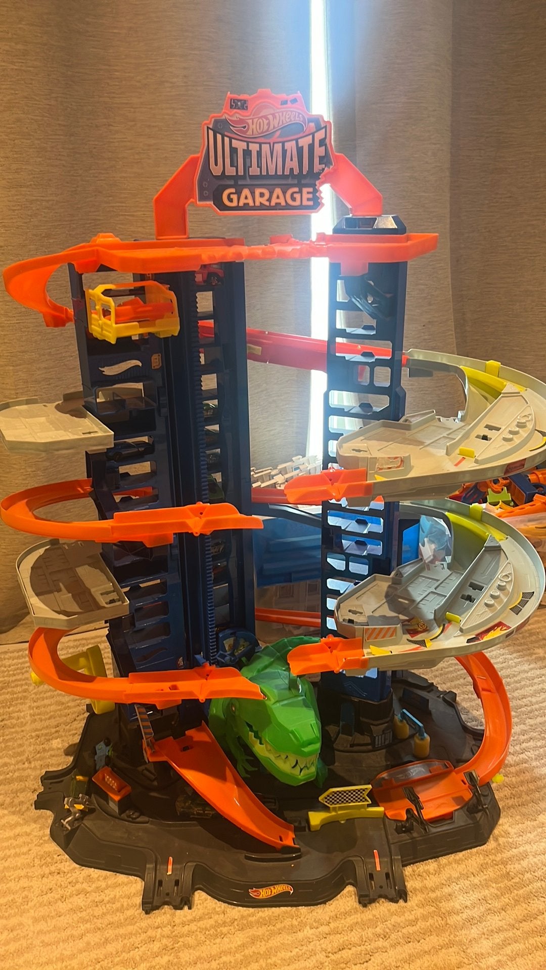 Hotwheels ultimate garage met dino, Enlèvement, Utilisé, Hot Wheels
