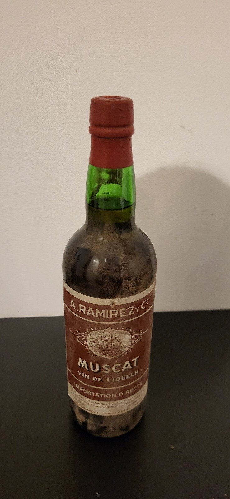 Bouteille vintage unique de vin de liqueur A. Ramirez y Ca M, Enlèvement