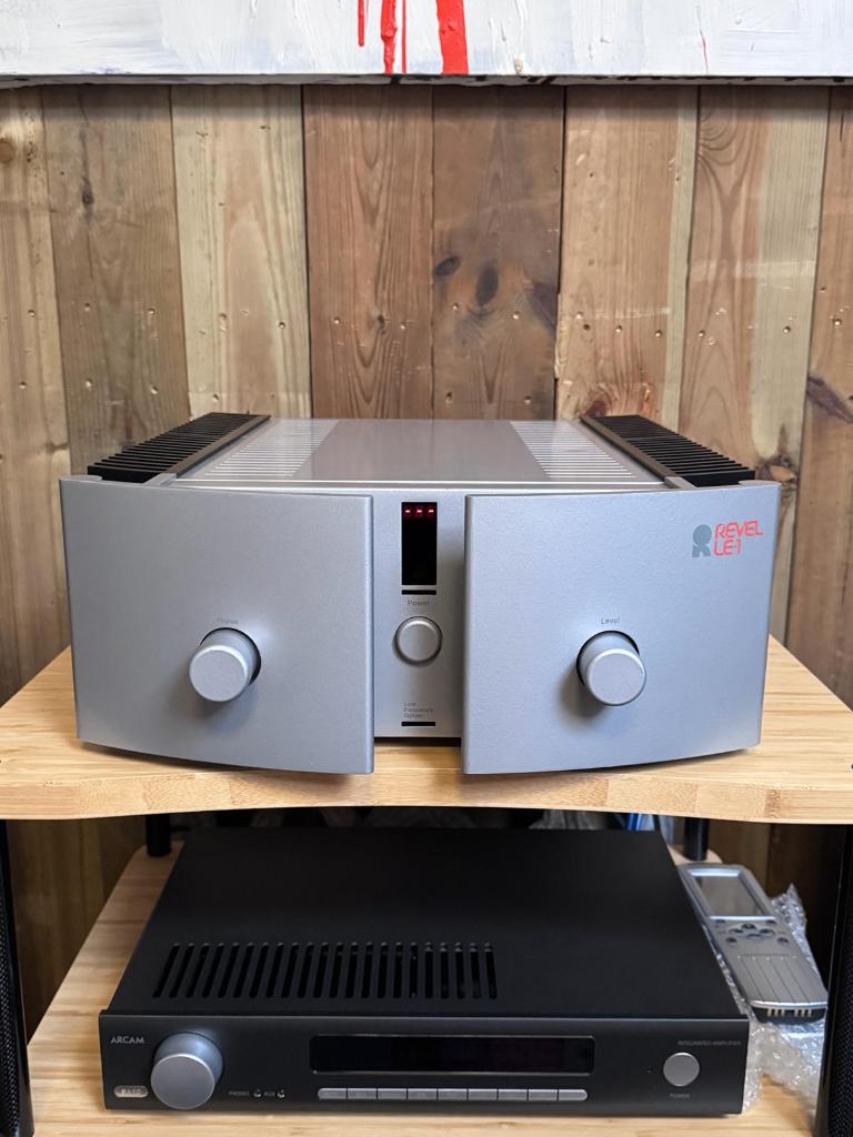 revel le-1 / Subwoofer versterker, Audio, Tv en Foto, Stereoketens, Ophalen, Gebruikt
