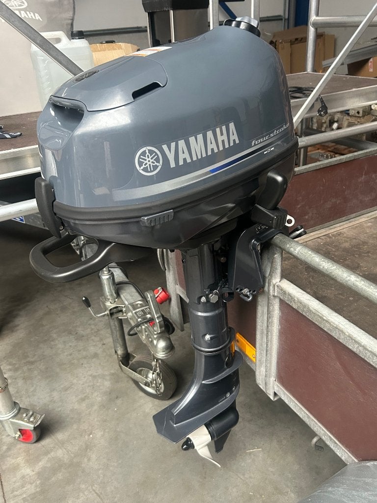 YAMAHA buitenboordmotor, Watersport en Boten, Ophalen, 5 tot 10 pk, Viertaktmotor, Zo goed als nieuw